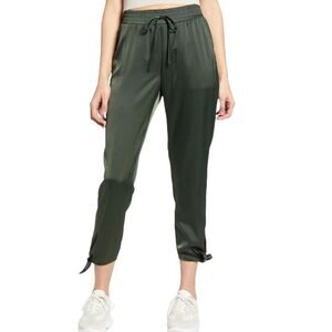 SOCIALITE Women’s Tie Ankle Satin Jogger Pants Green Size Medium